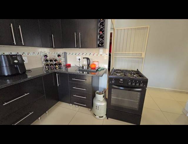 4 BEDROOM HOUSE FOR SALE IN DORANDIA